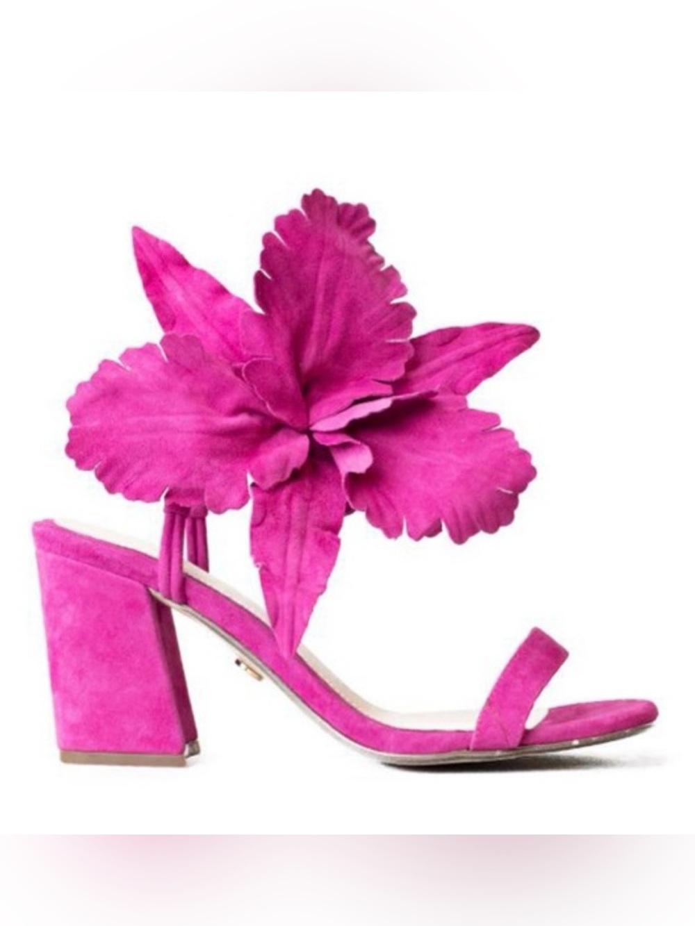 CECILIA NEW YORK • Hibiscus Sandal • Sz 7.5 • Magenta